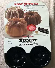 The Original Nordic Ware Bundt Muffin Pan 14" x 9" x 2” Made in USA 1993