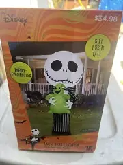 DISNEY JACK SKELLINGTON HUGGING OOGIE BOOGIE AIRBLOWN INFLATABLE 5FT TALL LED