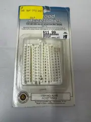 BACHMANN HO SCALE PICKET FENCE 42100 24 PCs.
