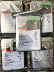 New Seagate IronWolf NAS 10TB 7200RPM 3.5" SATA Hard Drive HDD ST10000VN0008