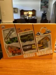 Vintage Zee Toys "Mini Macks" Construction Set 5 Vehicles Brand New Sealed 1984