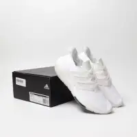 在飛比找蝦皮購物優惠-愛迪達 阿迪達斯 Ultra Boost 21 三重白