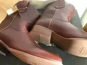 Dingo DI 212 Men's Lefty 9" Round Toe Pull On Leather Western Flair Boots