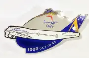 ANSETT AUSTRALIA 1000 DAYS TO GO SYDNEY OLYMPIC GAMES 2000 PIN BADGE #446