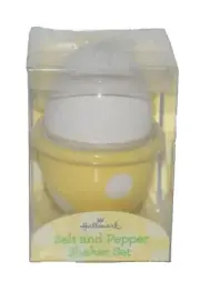 Hallmark Salt and Pepper Egg Shaker Set New in Box