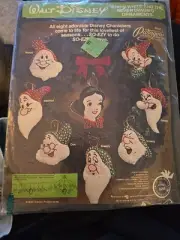 NEW 1975 Paragon Snow White & The Seven Dwarfs 6295 Christmas Ornament Kit