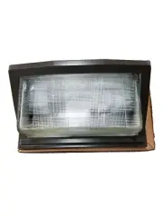 Lumark HPWL-150-MT-LL Outdoor Light Fixture 150W HPS Glass Lens Aluminum Housing