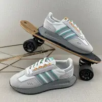 在飛比找Yahoo!奇摩拍賣優惠-【格格巫】阿迪達斯 adidas Racing E5 Boo