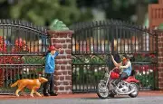 Motorcycle with biker OO/HO Gauge Busch 7861
