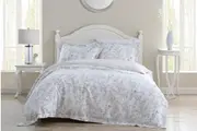 Laura Ashley Lindy Quilt Cover Set (Light Green)