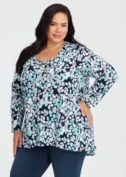 [Taking Shape] Taking Shape Snug Crew Neck Top Size 16 in Navy / Multi - Plus Size Women's Clothing Navy / Multi