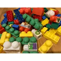 在飛比找蝦皮購物優惠-大顆粒塑膠積木 創意益智積木 積木配件 積木教具 玩具