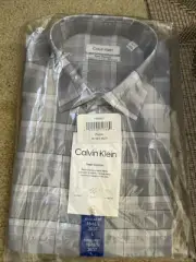 Calvin Klein Men’s Comfort Dress Shirt. Large 16-16.6 ( 36/37).