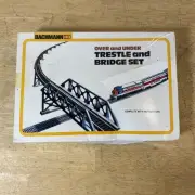 BACHMANN #46226 33 PIECE BRIDGE'N TRESTLE SET HO