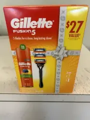 GILLETTE FUSION 5 RAZOR AND GEL 5 BLADES 3 CARTRIDGES NEW IN BOX