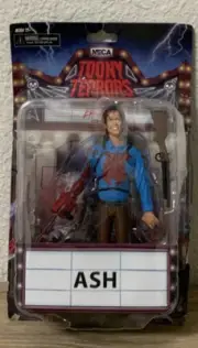 NECA Toony Terrors Evil Dead Ash Action Figure (DISTRESSED BOX)