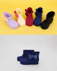 在飛比找Yahoo!奇摩拍賣優惠-香港代購 歐洲美國日本最新流行兒童雨靴 限量版童鞋 果凍鞋 