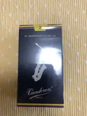 Vandoren Alto Sax Reed 10 Pieces Strength 2