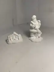 Vintage 1993 - Santa With His Little Friends and a Manger Scene
