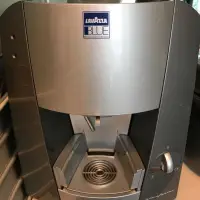 在飛比找蝦皮購物優惠-Lavazza LB1010膠囊咖啡機送膠囊可打奶泡