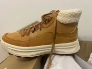 SOREL X CALIA ONA Women's Out 'N About 503 Mid Cozy Sneaker Waterproof Boot 9.5