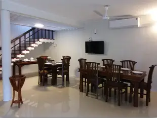 拉加朱利亞的5臥室獨棟住宅 - 3000平方公尺/4間專用衛浴Colombo Residence - 5 bedrrom B&B Luxury House