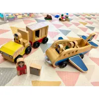 在飛比找蝦皮購物優惠-melissa& Doug 木製飛機 玩具 套組