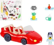 Bluey Escape Convertible Car Set with Figure 4 Accessories and Stickers