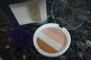 OFRA highlighter in illuminating new in box full size