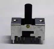 Vestax PMC-007 - I.F. REVERSE, PMC-007 - MONITOR SELECT 12 Pin 2 Position