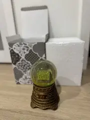 Taylor Swift Log Cabin Evermore Folklore Snow Globe Original with Box