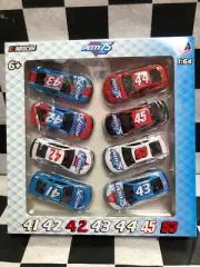 PETTY 75th Anniversary 8 Car Set 2024 Camaro ZL1 1:64 scale FXX2465PETTY75