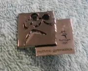 2000 OLYMPIC SPORTS METAL BADGE - RHYTHMIC GYMNASTICS