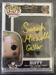 Sarah Michelle Gellar Signed Buffy 1617 Pop Vinyl With COA