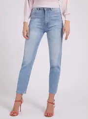 GUESS Women's High-Rise Relaxed Fit Mom Denim Jeans In Bora Sky Wash Size: 25, Spandex