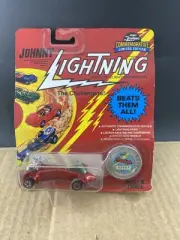 Johnny Lightning Commemorative Wasp #07207 Imperfect Card, COMB SHIP $1