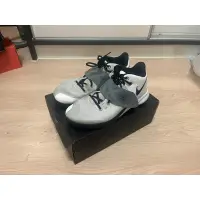 在飛比找蝦皮購物優惠-Nike kyrie flytrap 3 ep 白 籃球鞋 