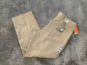 Dockers Easy Khaki Classic Fit Pleated Pants Men's Size 38 X 30 - NWT