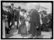 Daughters,American Revolution,Woodrow Wilson,Colonel Harts,Hall,leaving,1916