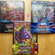 YuGiOh! | 9-Pocket Duelist Portfolio Selection | Holds 180 Cards | Album Binder