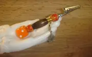 Roach Clip Dice/Die Wood & Bead Removeable CANNABIS Leaf Charm w/Clasp P20