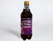 Frostop 835164 Grape Soda, 32 oz. - Quantity 15