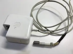 原廠apple二手電源/變壓器Magsafe2 二代60W特 價1000元保固2月,如預購買全新電源1000元上下請三思