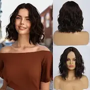 Wavy Wigs for Women Short Shoulder Length Middle Part Curly Wavy Bob Wig Natural Looking Synthetic Heat Resistant Fiber Wig for Daily Party Use