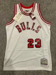Michael Jordan Authentic Chicago Bulls Rookie Mitchell & Ness 1984-85 M-3XL