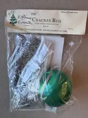 The Cracker Box Golden Oldie Green Mysterious Encounter Christmas Ornament Kit