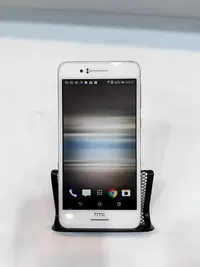 在飛比找Yahoo!奇摩拍賣優惠-【艾爾巴二手】HTC Desire 728 dual sim