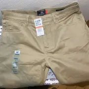 NWT 33x30 Dockers Jean Cut Pants Straight Fit Khaki Comfort Waistband
