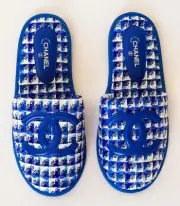 NEW 19C CHANEL BLUE WHITE SILVER TWEED CC LEATHER SLIDES FLATS MULES M 9 10