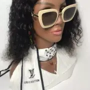 Model: FF0408' Original New Fendi Brown Gradient Oversized Ladies Sunglasses Wom